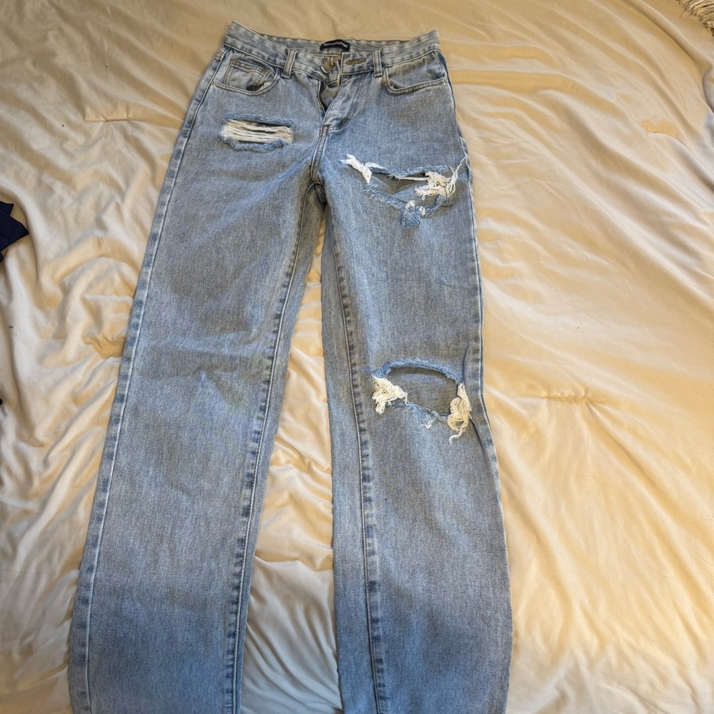 PrettyLittleThing Light Blue Distressed Straight Leg Jeans